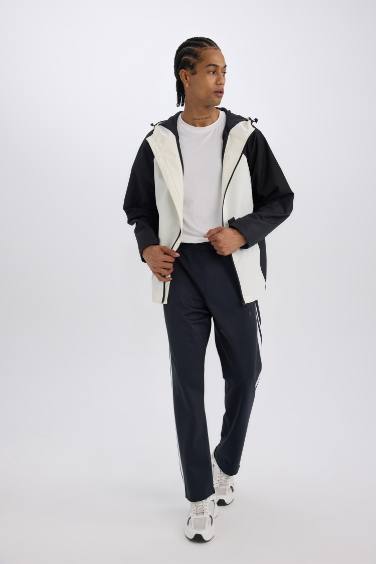 DeFactoFit Sporcu Jogger Eşofman Altı Standart Fit Standart Paça Skuba Dalgıç Kumaş Beli Lastikli Düz Paça