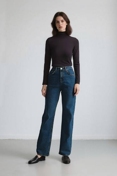 بودي سوت أسود  من Fall in Love