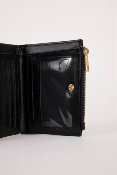 Woman Faux Leather Wallets