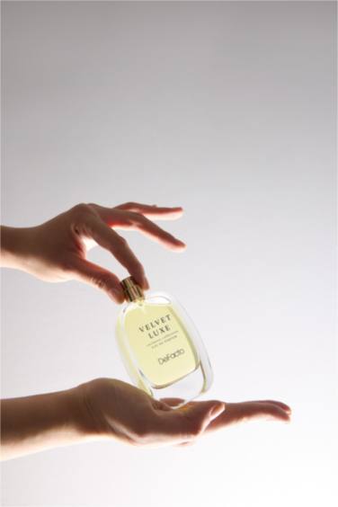 عطر نسائي أروماتيك 100 مل