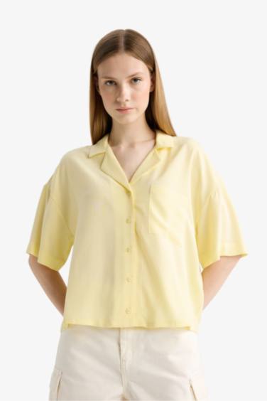 Cropped Fit Pajama Collar Short Sleeve Shirt