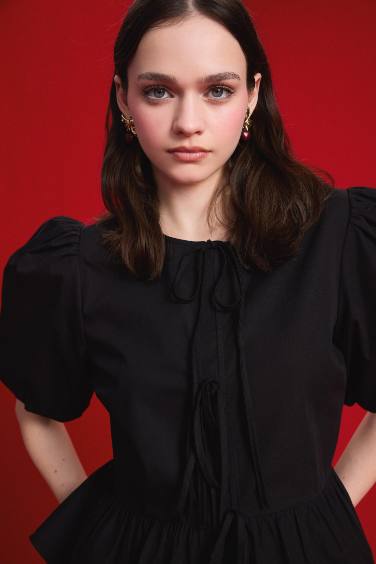 Woman 2 Piece Heart Earrings