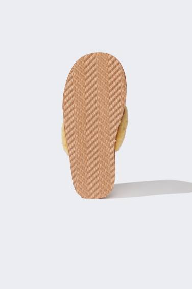 Kadın Düz Taban Ev Terliği