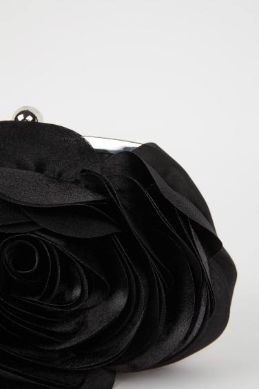 DCEY x DeFacto Kadın Saten Güllü El Çantası