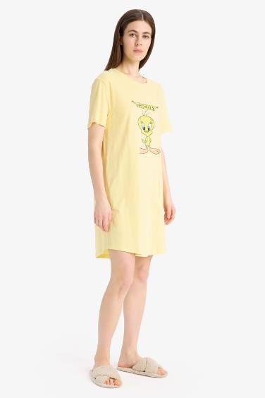 Looney Tunes Bisiklet Yaka Kısa Kollu Gecelik-Fall in Love