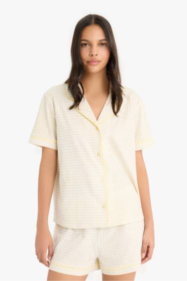 طقم قصة عادية بأكمام قصيرة من قطعتين