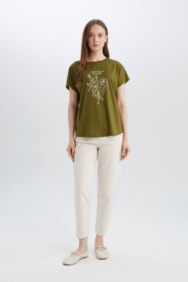 Traditional Regular Fit Crew Neck Casual T-Shirt