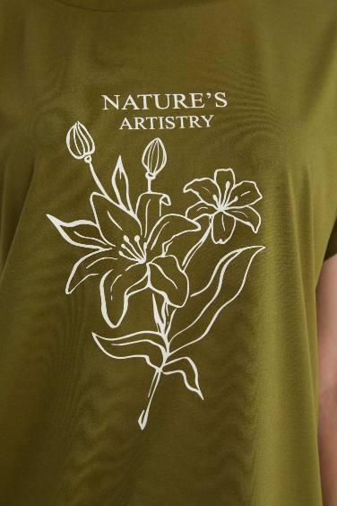 Traditional Regular Fit Crew Neck Casual T-Shirt