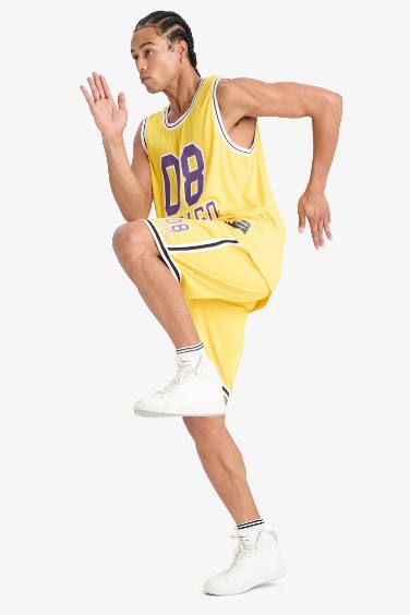 شورت رياضي قصة عادية سريع الجفاف من DeFactoFit