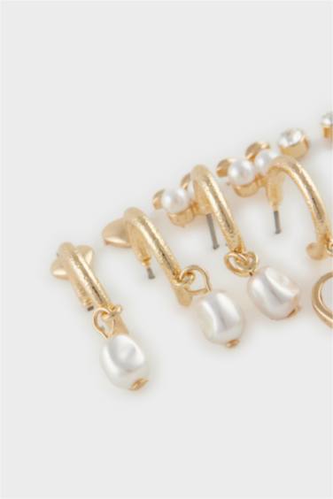 Woman 6 Piece Pearl Detailed Gold Earrings