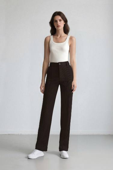 سروال مخطط قصة مستقيمة بجيب مزدوج Afra x DeFacto