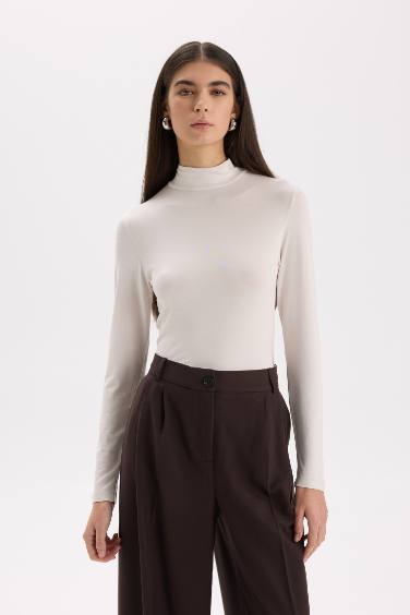 تي شيرت بيزك كم طويل سليم فيت هاي كول