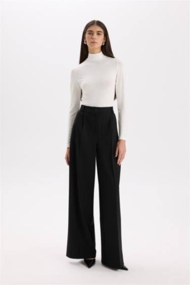 Slim Fit Turtleneck Basic T-Shirt