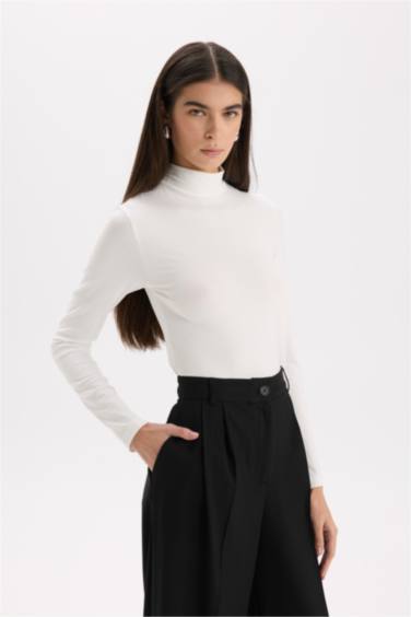 Slim Fit Turtleneck Basic T-Shirt