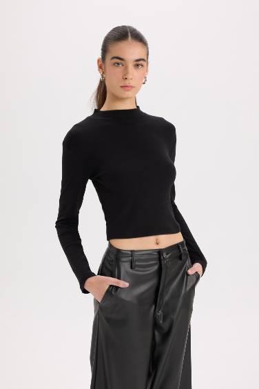 تي شيرت كم طويل سليم فيت هاف كول