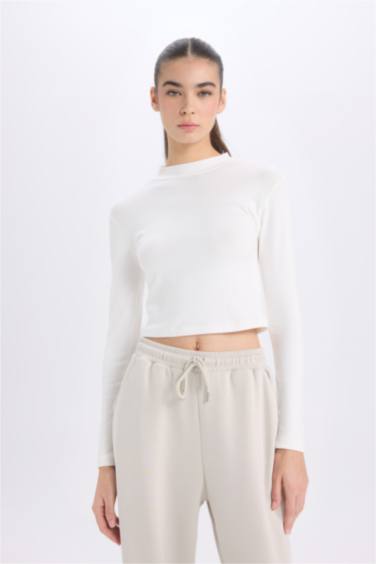 تي شيرت كم طويل سليم فيت هاف كول