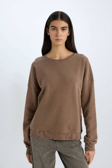 Oversize Fit Crew Neck Basic Sweatshirt