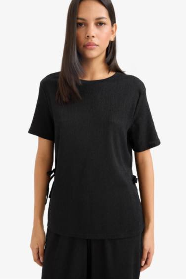 Woman Short Sleeve T-Shirt