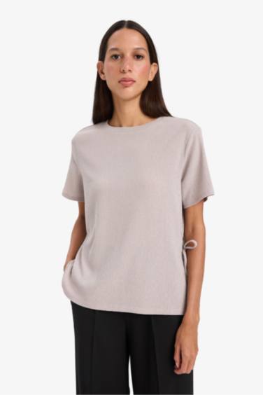 Регулярная посадка футболка с коротким рукавом и круглым вырезом