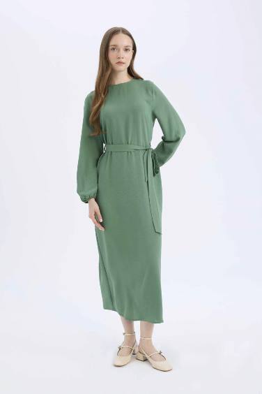 فستان ميدي كم طويل ايروبين قصة عادية بياقة مستديرة