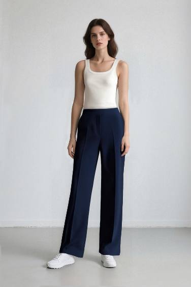 Pantalon large taille haute à Coupe droite