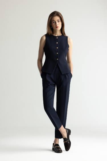 Regular Fit Bisiklet Yaka Düğmeli Blazer Yelek