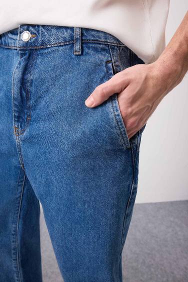 %100 Pamuk Relaxed Slouchy Fit Rahat Kesim Düz Paça Jean Yıkamalı Pantolon