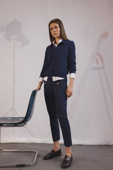 Skinny Fit Yüksek Bel Cepli Düğmeli Düz Paça Kumaş Pantolon