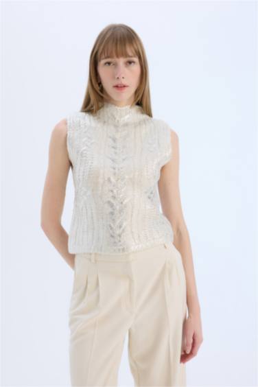 Regular Fit Yarım Balıkçı Yaka Parlak Triko Süveter