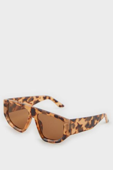 Lunettes de soleil rondes en métal pour femme