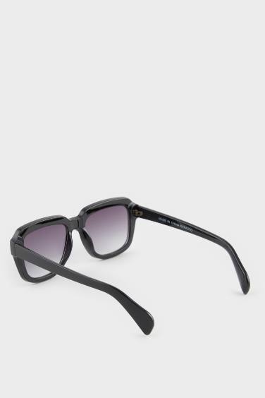 نظارات شمسية دائرية للنساء