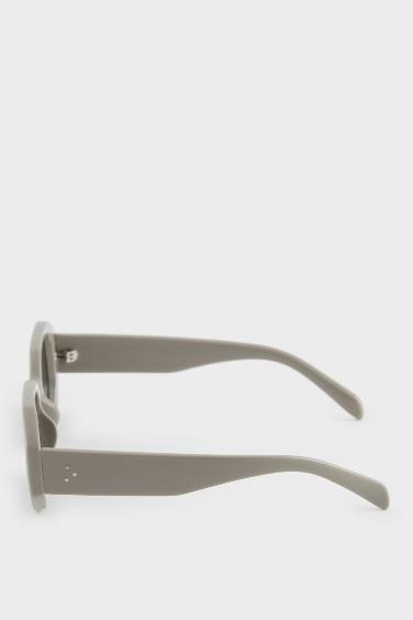 Woman Cat Eye Sunglasses