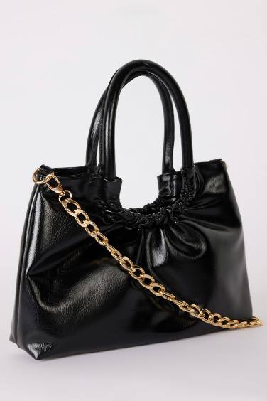 شنطة كتف حريمي