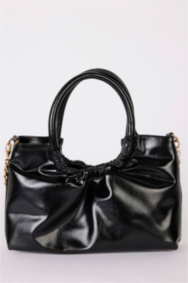 شنطة كتف حريمي