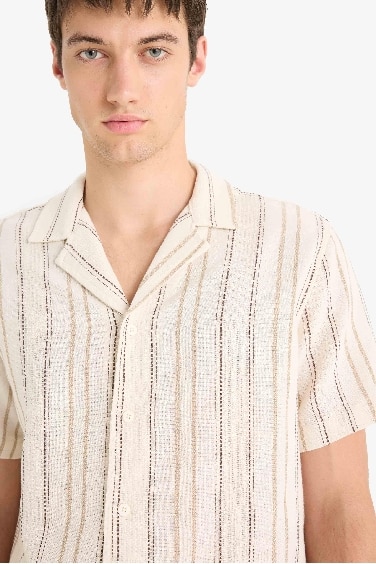 Regular Fit Polo Neck Short Sleeve Shirt