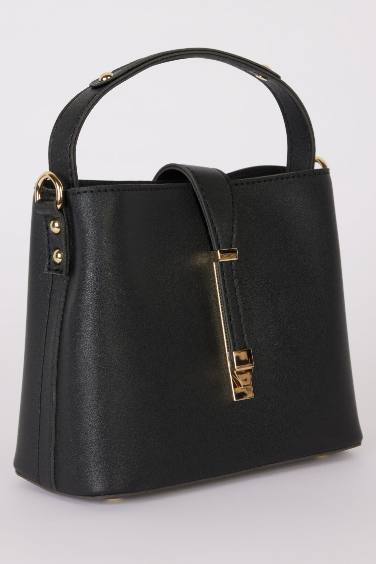 Woman Faux Leather Shoulder Bag