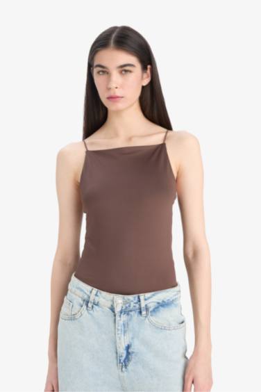 Әйелдерге слим пішімі шаршы ойық Ішкөйлек