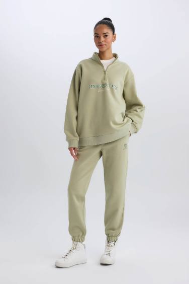 Standard Fit Double Pocket Thick Sweatshirt Fabric Trousers