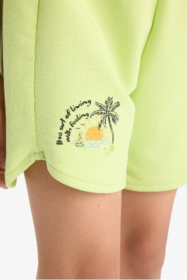 Girl Elastic Waist Printed Shorts
