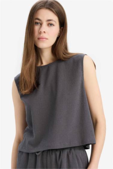 Regular Fit Crew Neck Crepe Blouse