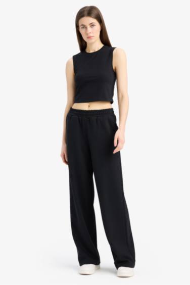 Slim Fit Basic Round Collar Tank Top