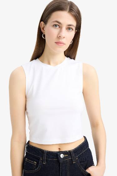 Slim Fit Basic Round Collar Tank Top