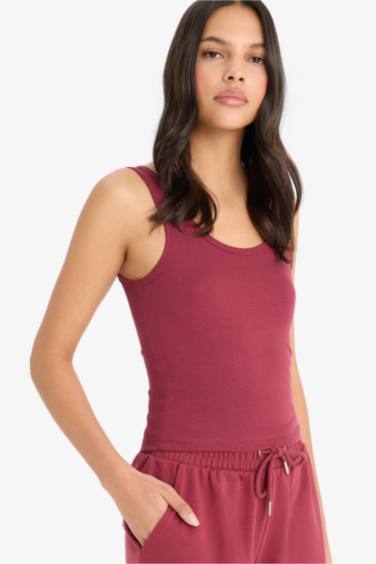 Обтягивающая базовая майка из кашкорсе с круглым вырезом