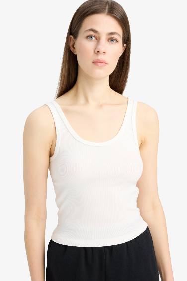 Slim Fit Basic Camisole Round Collar Tank Top