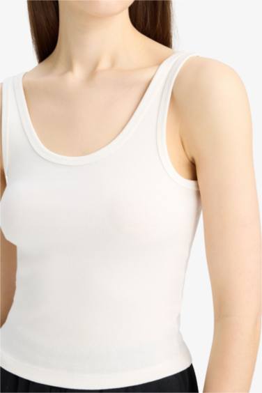 Slim Fit Basic Camisole Round Collar Tank Top