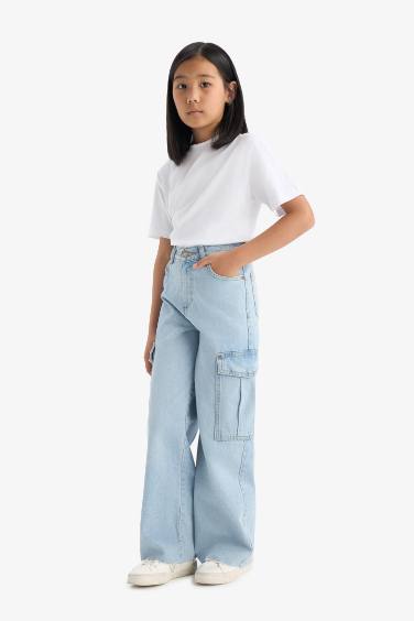 بنطلون جينز كارجو بناتي برجل واسع وجيب أزرق ثلجي