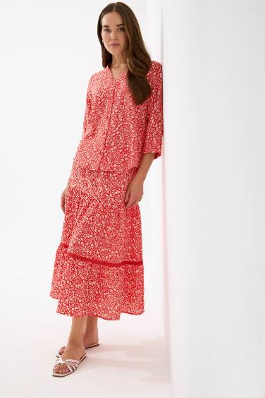 Regular Fit Desenli V Yaka Yarım Kollu Gömlek