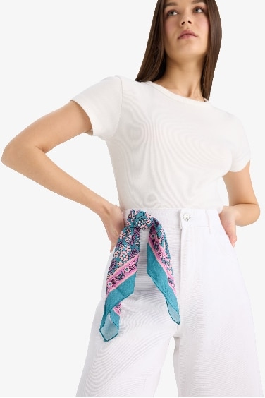 Әйелдерге тұтас басып шығарылған мақта бандана