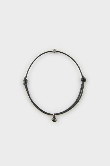 اسورة من خيط أسود و فولاذ - Atolyewolf x Defacto