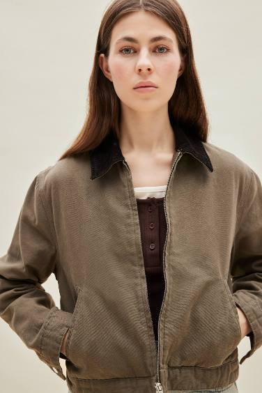 Regular Fit Kontrast Yakalı Fermuarlı Basic Düz Cepli Mevsimlik Pamuklu Ceket Mont